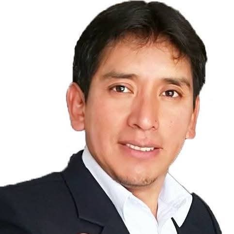 Abogado Enrique Moreano Colque
